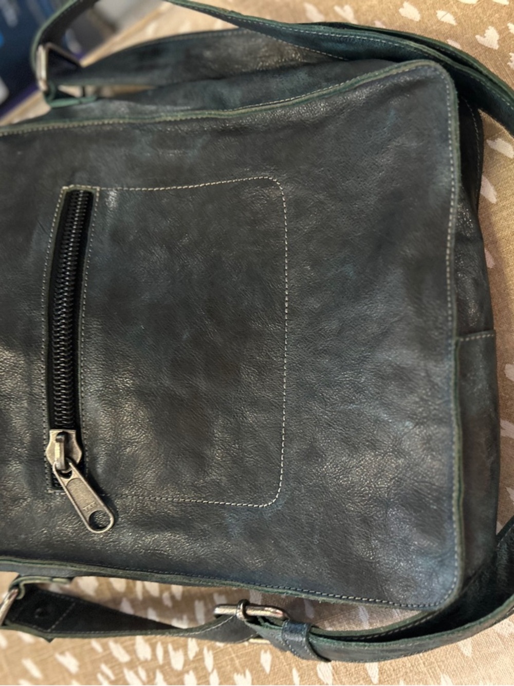 Bed Stu “Venice Beach” Dark Navy  Leather Crossbody w/ Magnetic Buckle Flap - Picture 5 of 10